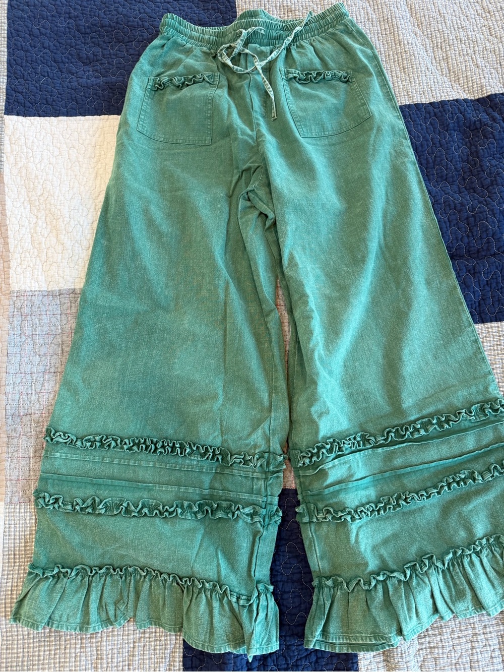 Girls' Green Ruffle Hem Pajama Pants